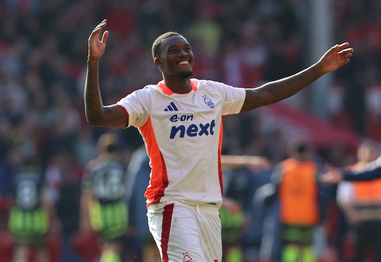 This image has an empty alt attribute; its file name is Nottingham-Forest-Callum-Hudson-Odoi-celebrates-vs-Man-City-Premier-League-1.jpg